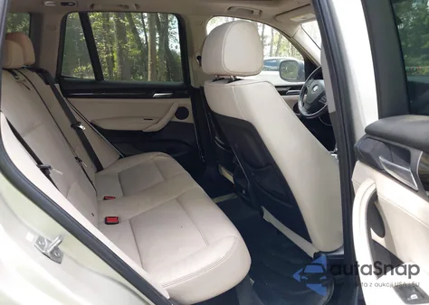 2014 BMW X3 xDrive28I z USA, uszkodzony, nr VIN 5UXWX9C5XE0D31839